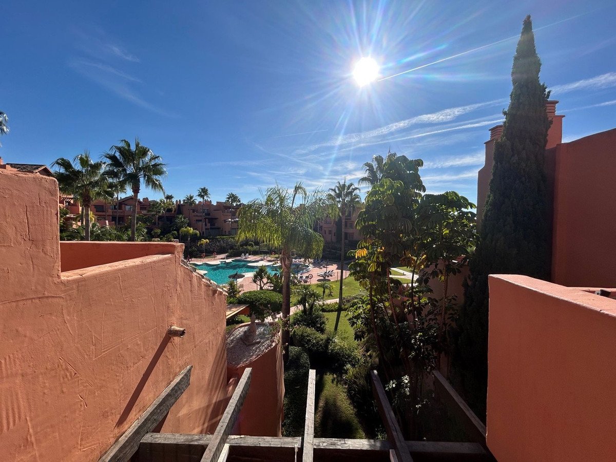 1 Bed Penthouse in New Golden Mile