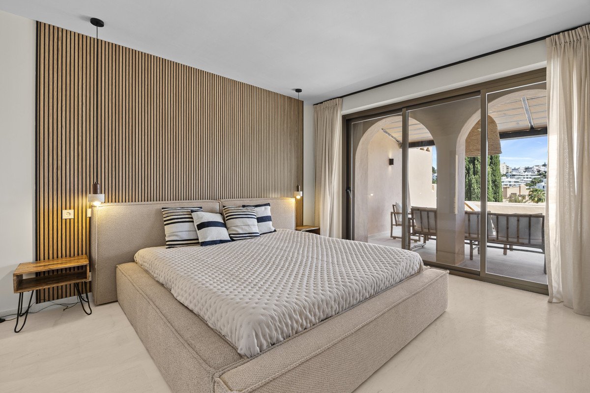 3 Bed Penthouse Duplex in Estepona in Estepona — Penthouse Duplex