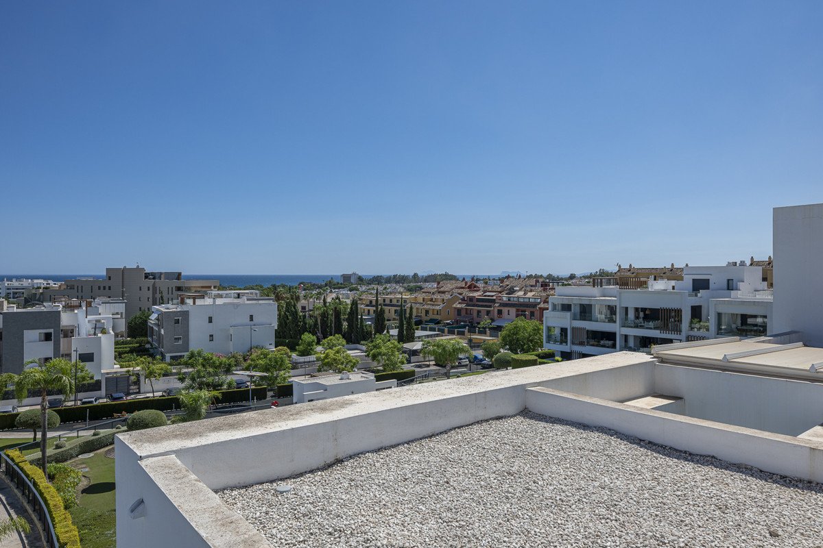 3 Bed Penthouse in Estepona in Estepona, Penthouse
