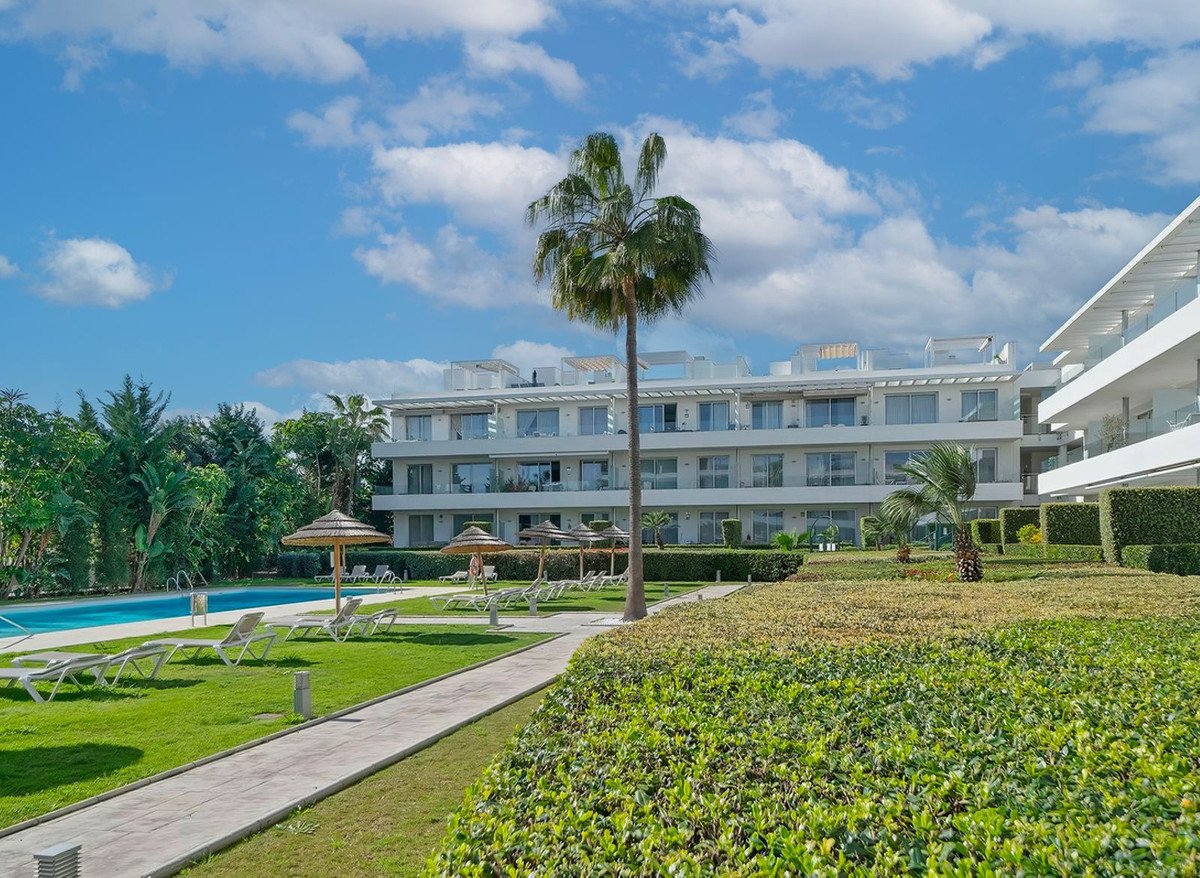 3 Bed Begane Grond Appartement in Estepona in Bel Air, 
