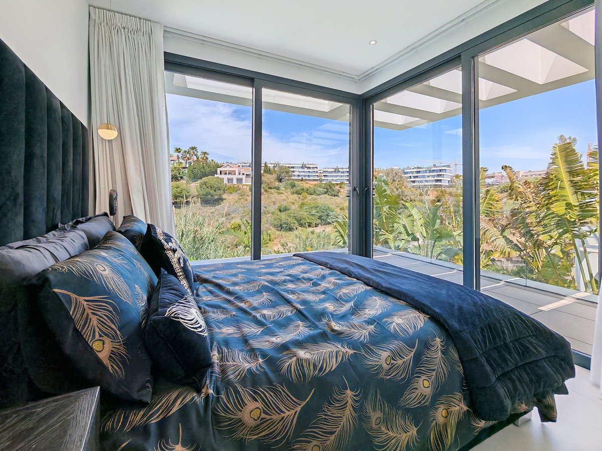 5 Bed فيلا مستقلة in Estepona في Estepona, 