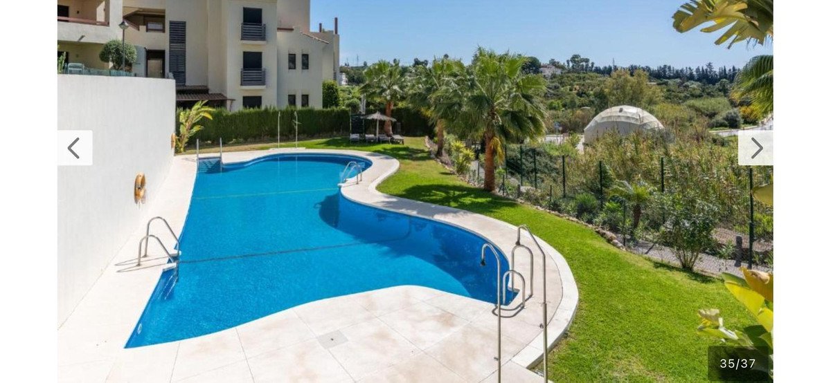2 Bed Tussenverdieping Appartement in Selwo in Selwo, 