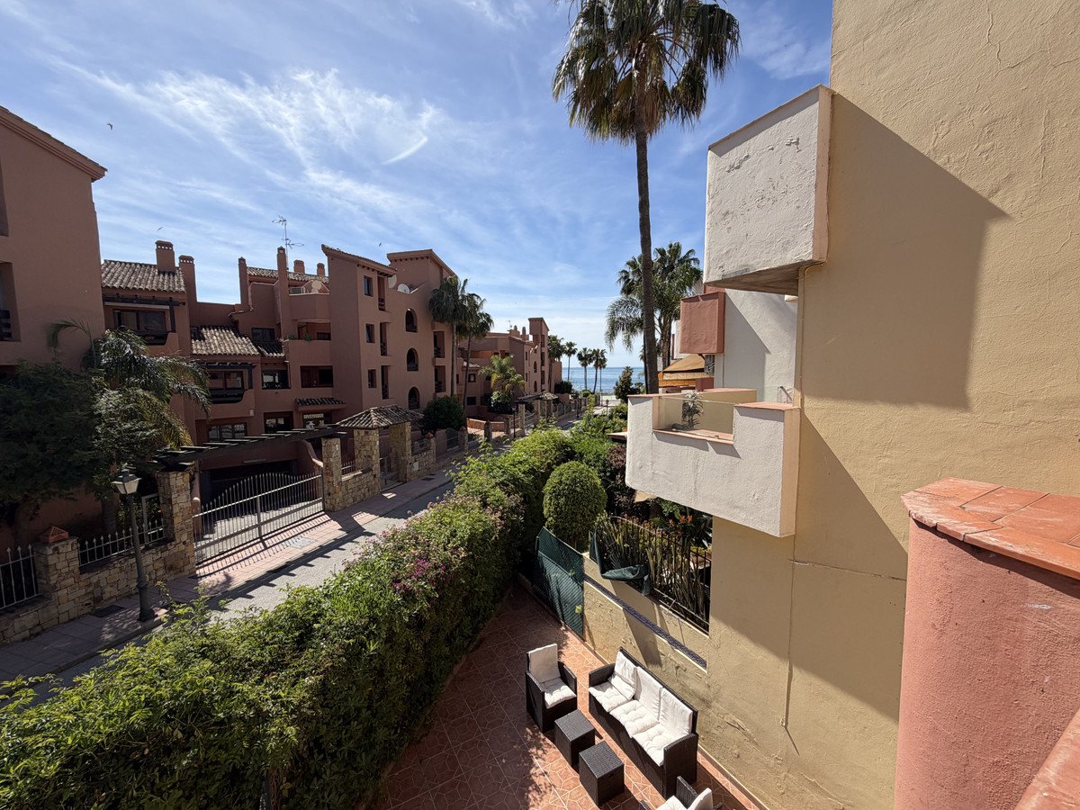 2 Bed Townhouse in Estepona in Estepona, Townhouse