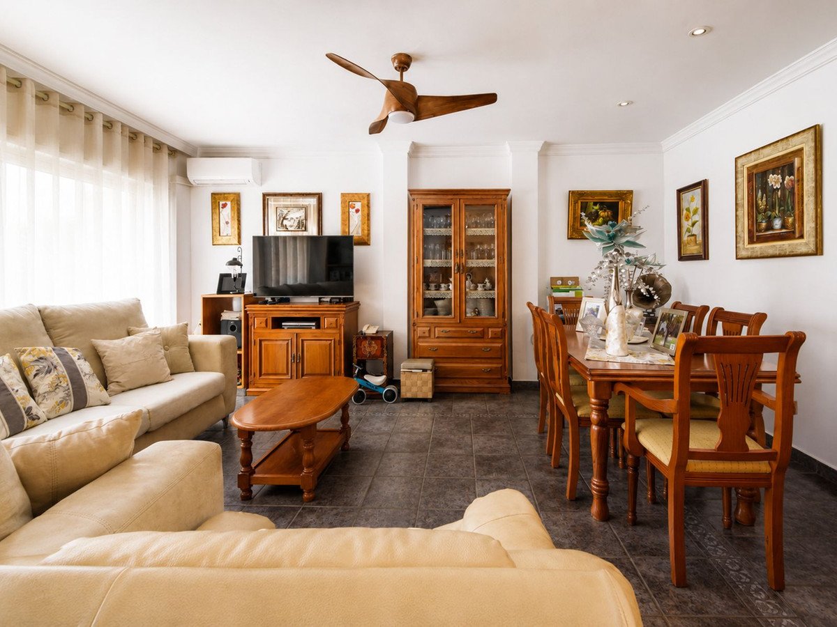 3 Bed Townhouse in Estepona in Estepona, Townhouse