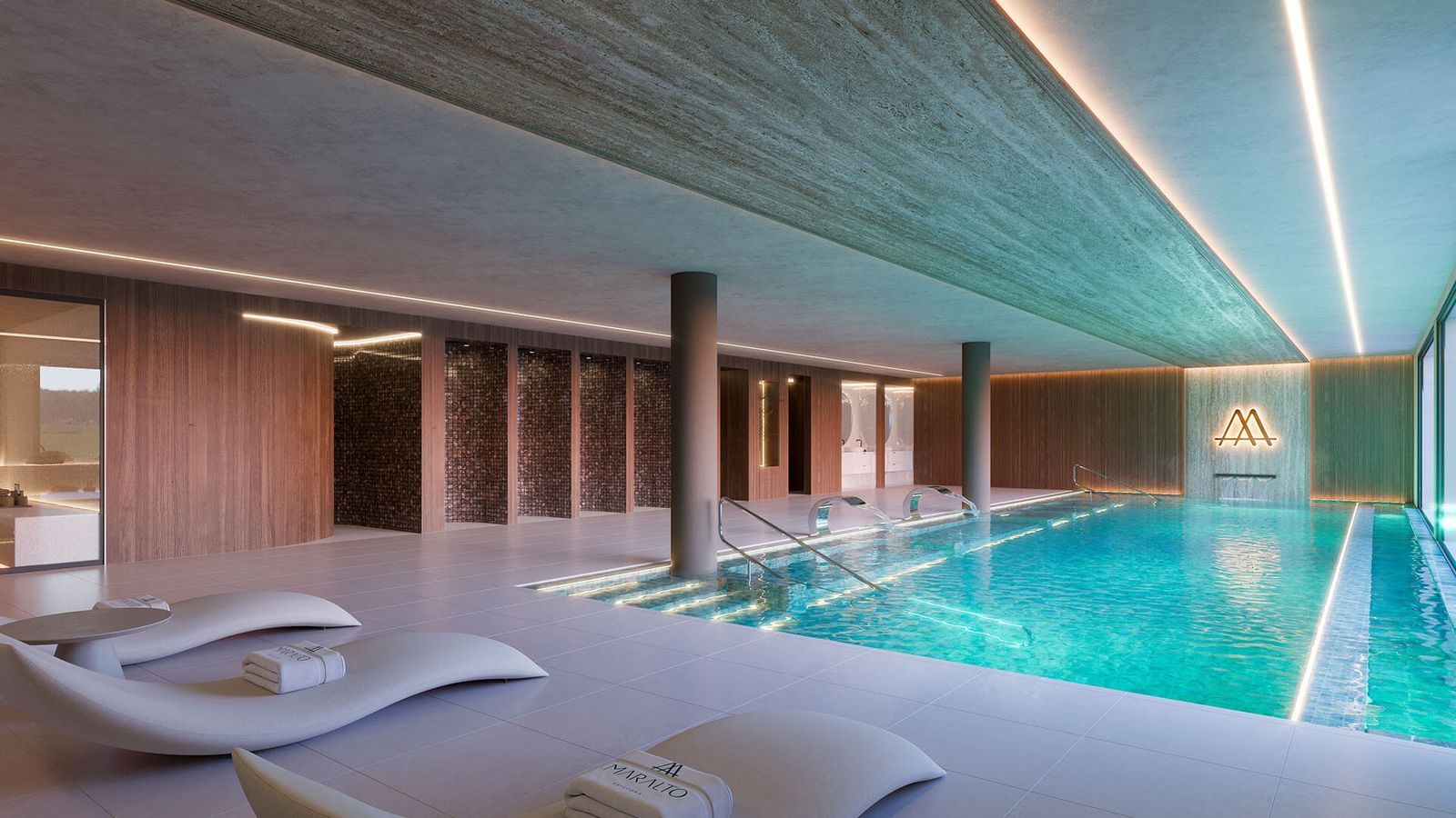 MarAlto: Luxe binnenzwembad en spa met ligstoelen en sfeervolle verlichting.