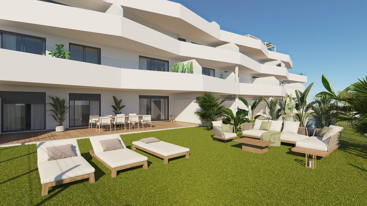 Luxe appartementencomplex met tuin en terrasmeubilair