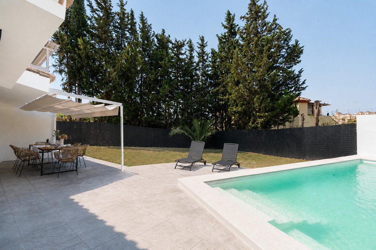3 Bed Detached Villa in Estepona in Estepona, Detached Villa