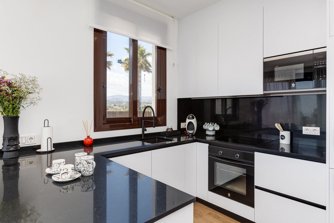 3 Bed Bungalow in Finestrat في Finestrat, بنجالو