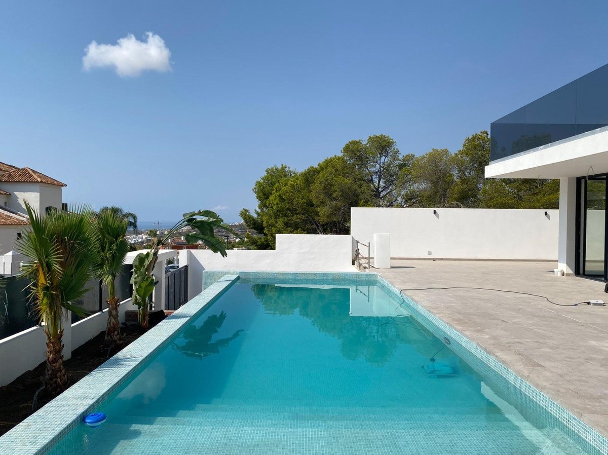 6 Bed Bungalow in Finestrat in Finestrat, Bungalow