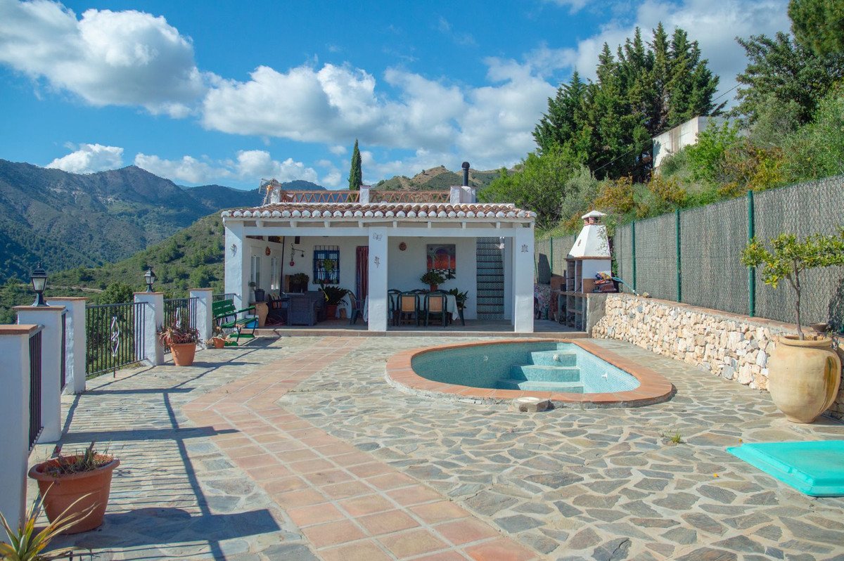 2 Bed Detached Villa in Frigiliana in Frigiliana, Detached Villa