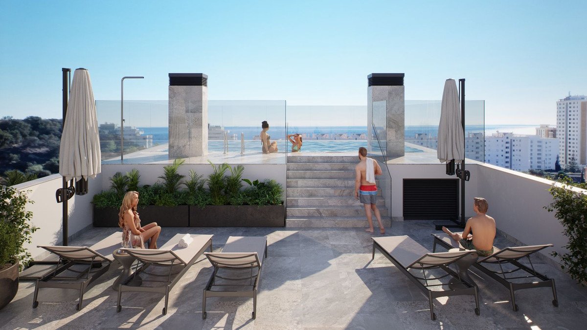 1 Bed Top Floor Apartment in Fuengirola in Fuengirola, Apartment