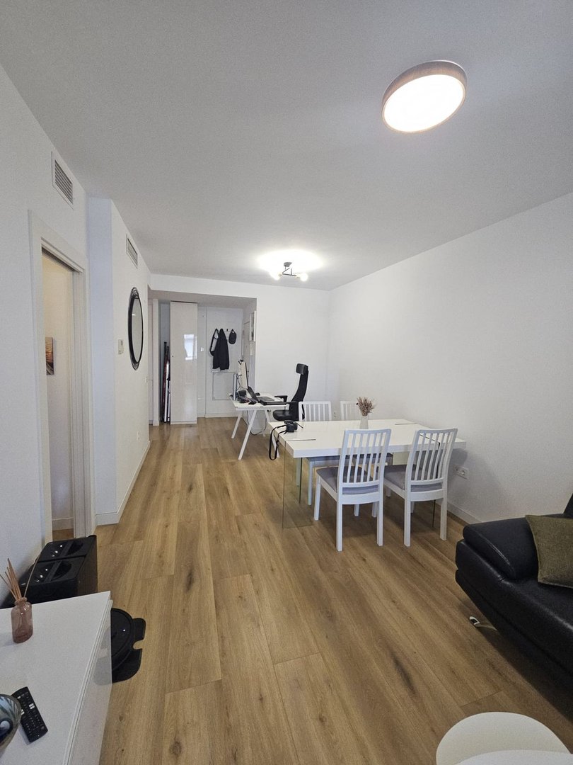 2 Bed Middle Floor Apartment in Fuengirola in Fuengirola, Apartment