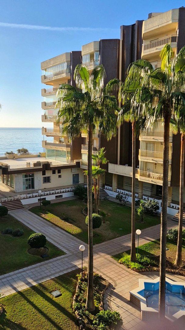 2 Bed Middle Floor Apartment in Fuengirola in Fuengirola, Apartment