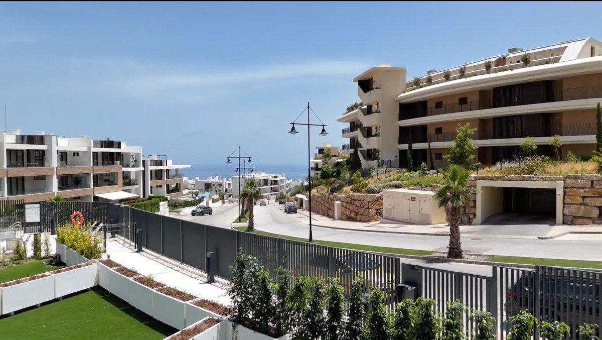 2 Bed Ground Floor Apartment in Fuengirola in Fuengirola, Apartment