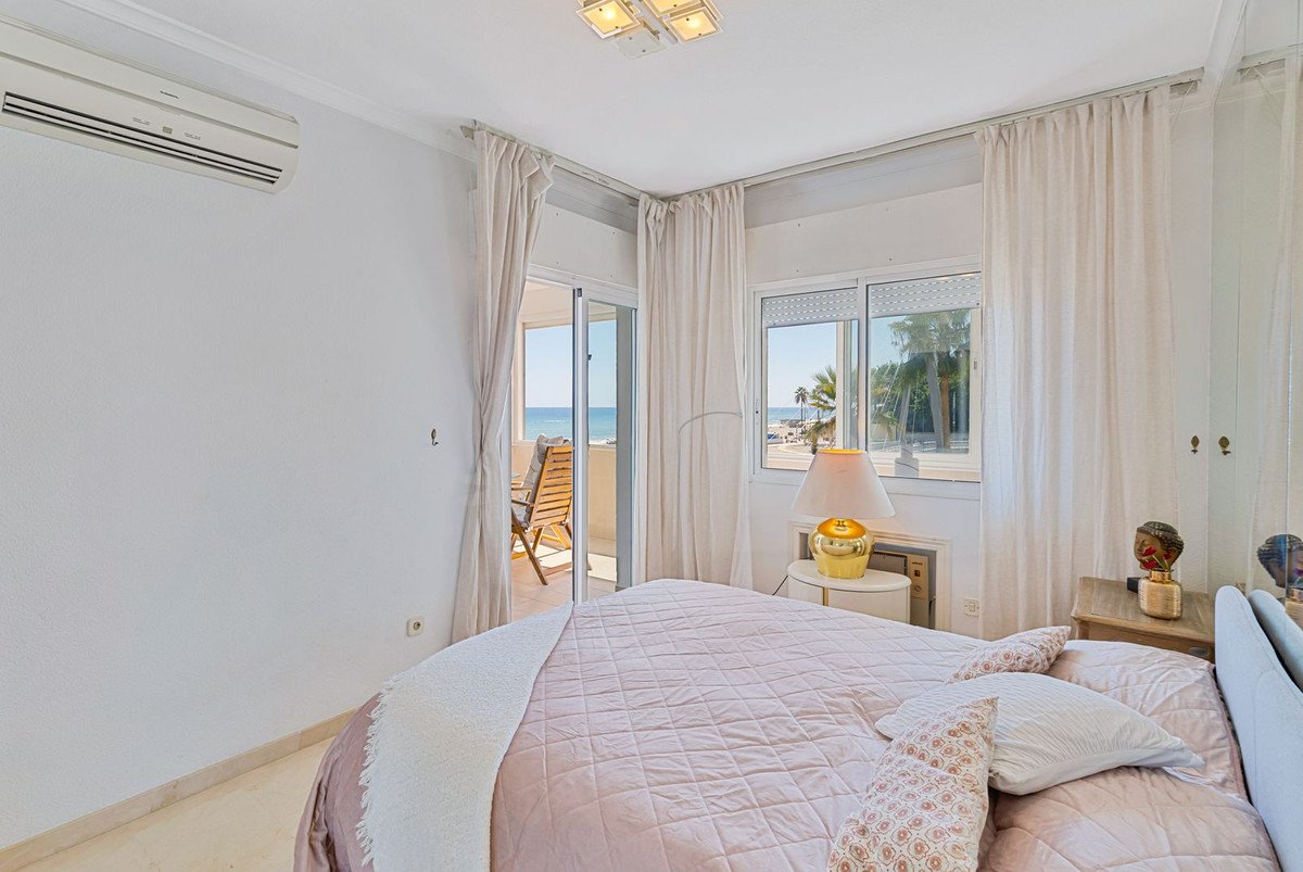 2 Bed Middle Floor Apartment in Fuengirola in Fuengirola, Apartment