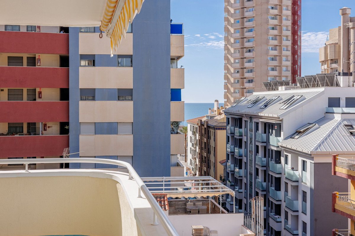 2 Bed Middle Floor Apartment in Fuengirola in Fuengirola, Apartment