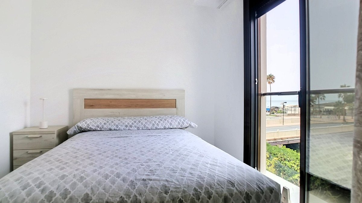 2 Bed Middle Floor Apartment in Fuengirola in Fuengirola, Apartment