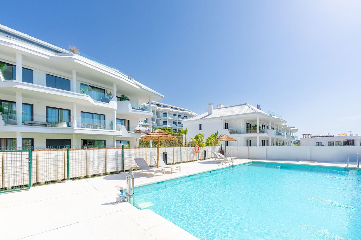 3 Bed Middle Floor Apartment in Fuengirola in Fuengirola, Apartment