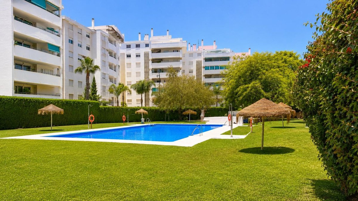 3 Bed Middle Floor Apartment in Fuengirola in Fuengirola, Apartment