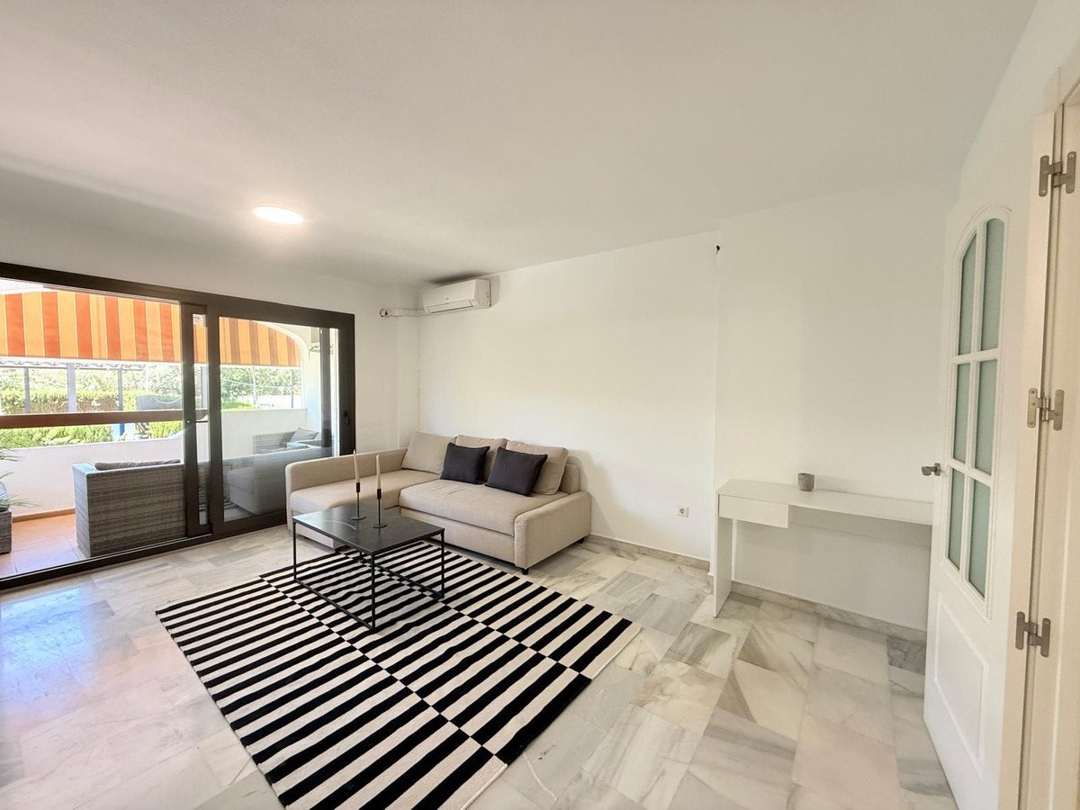 3 Bed Middle Floor Apartment in Fuengirola in Fuengirola — Apartment
