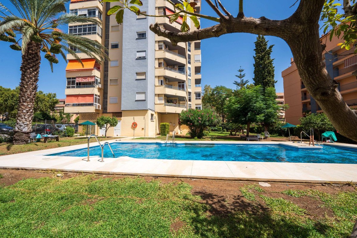 3 Bed Middle Floor Apartment in Fuengirola in Fuengirola, Apartment