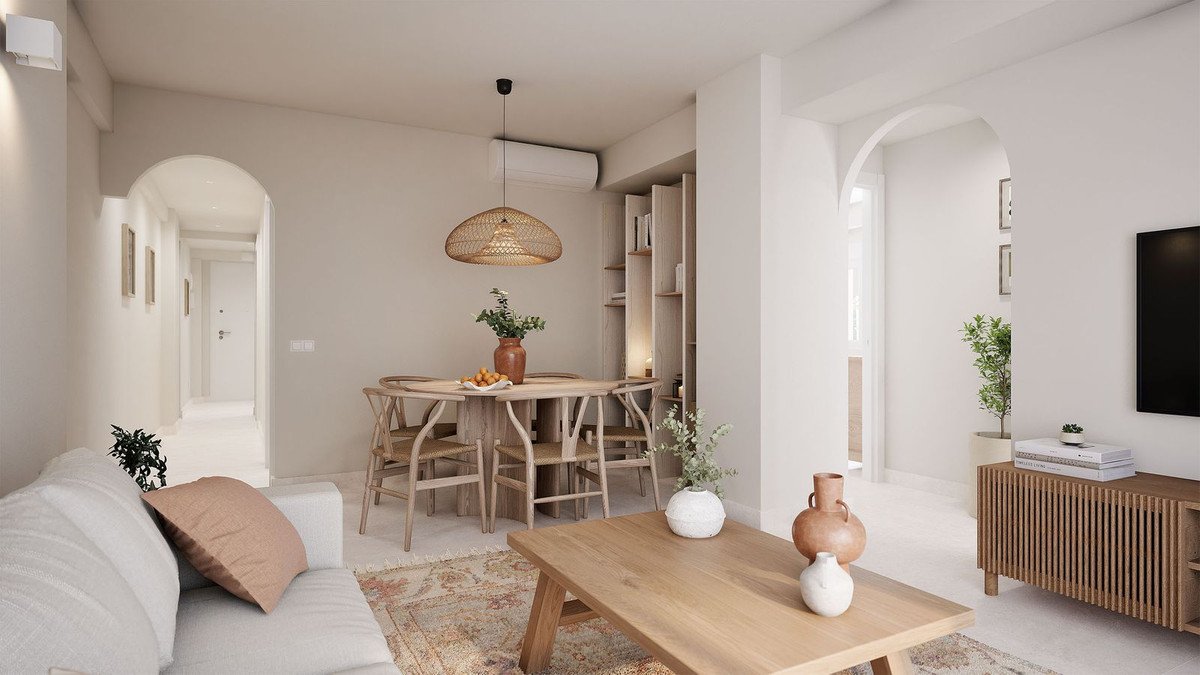 3 Bed Middle Floor Apartment in Fuengirola in Fuengirola, Apartment