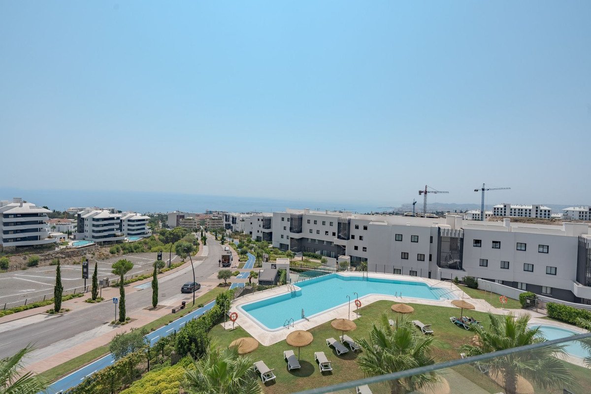 3 Bed Middle Floor Apartment in Fuengirola in Fuengirola, Apartment