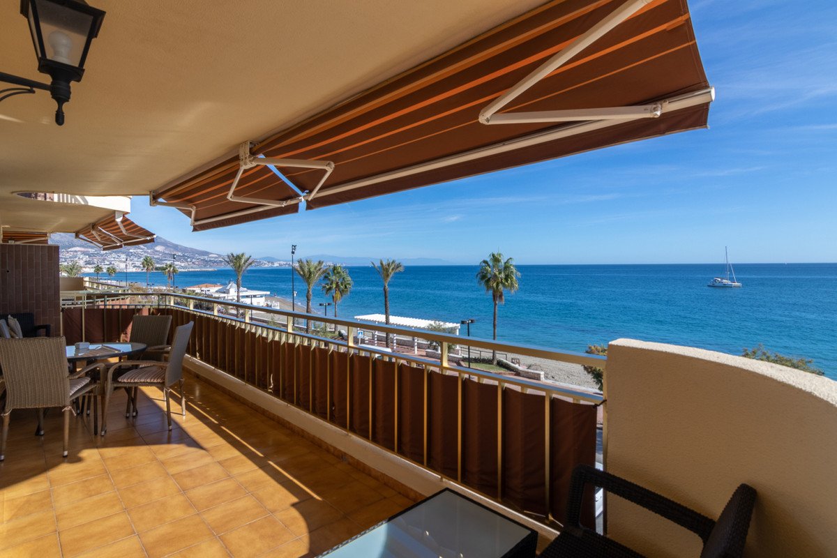4 Bed Middle Floor Apartment in Fuengirola in Fuengirola, Apartment
