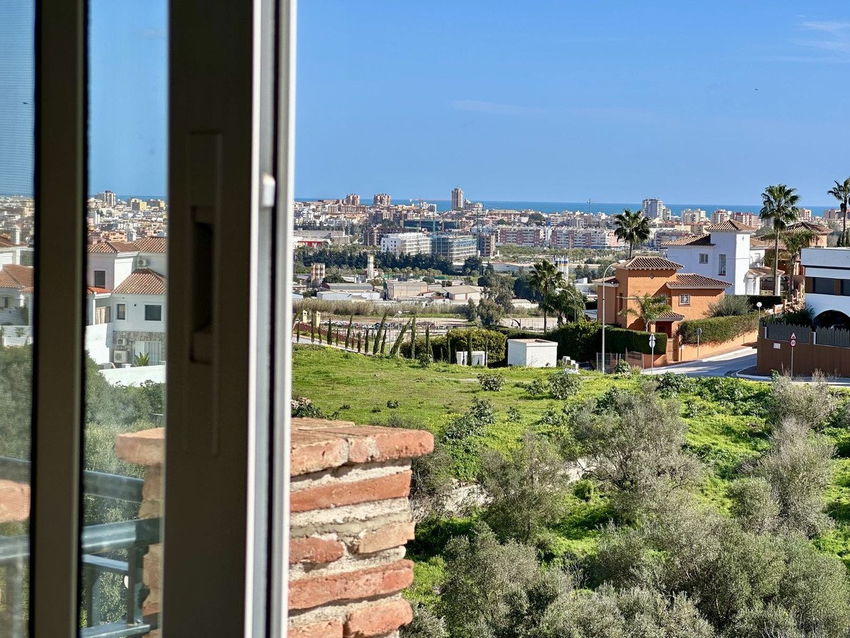 2 Bed شقة في الطابق العلوي in Cerros del Aguila في Cerros del Aguila, شقة