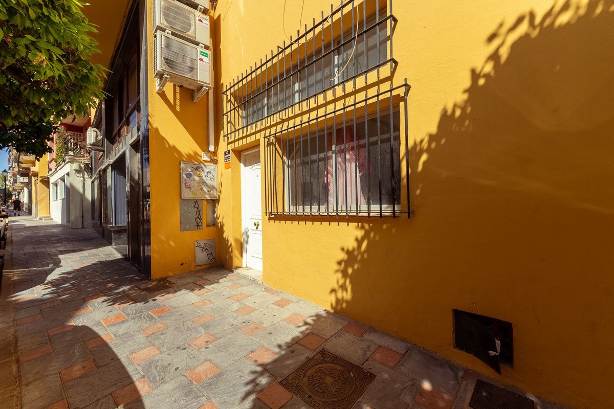 Commercial Premises in Fuengirola in Fuengirola, Commercial Premises