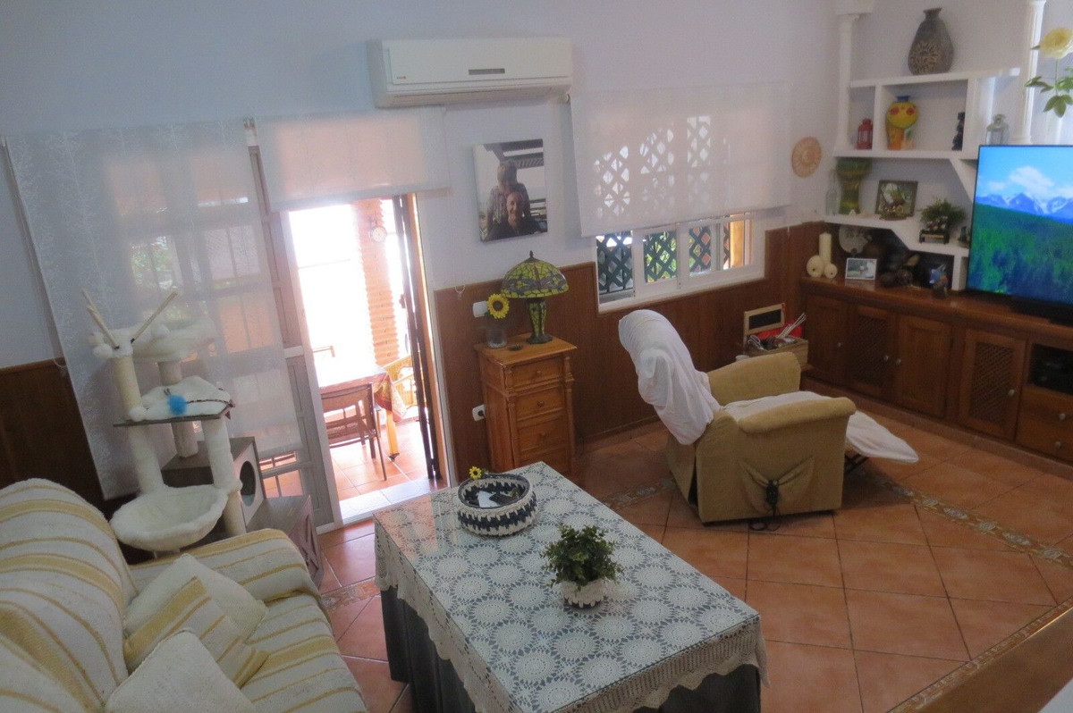 23 photo