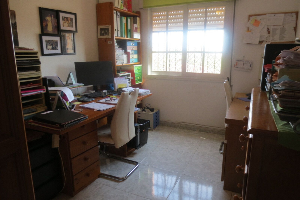 24 photo