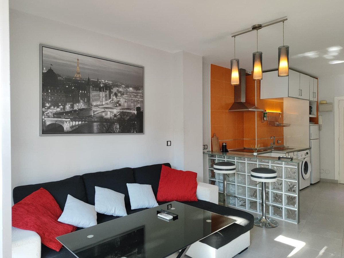 1 Bed Zemin Kat Dairesi in Fuengirola -de Fuengirola, Daire
