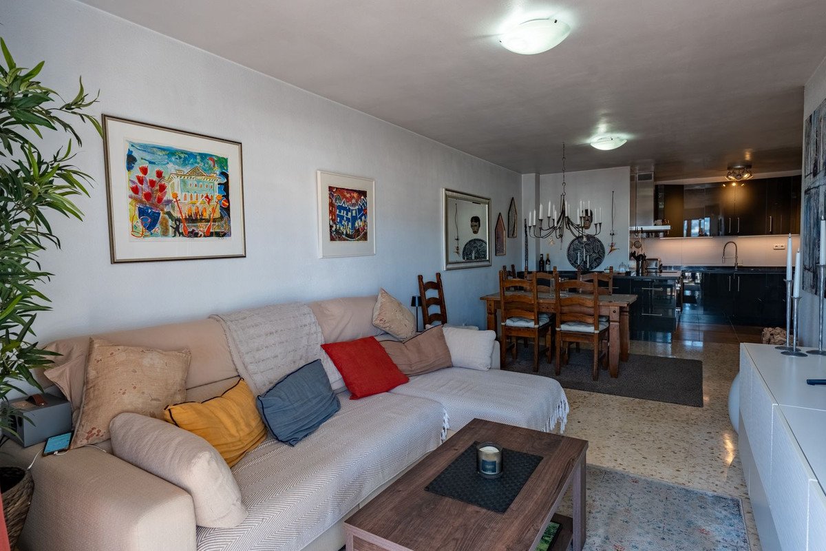18 photo