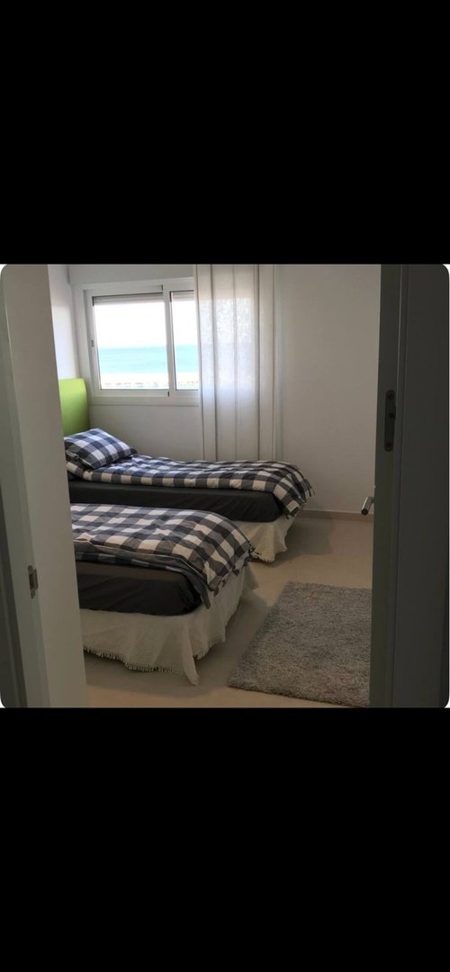 2 Bed Byt na strednom poschodí in Fuengirola v Fuengirola, Byt