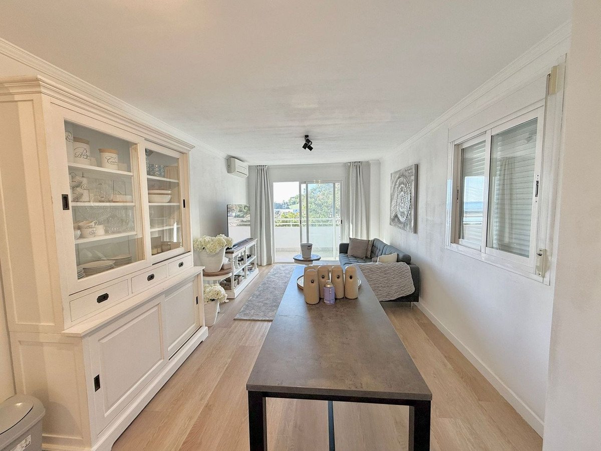 2 Bed Byt ve středním patře in Fuengirola v Fuengirola, Apartmán