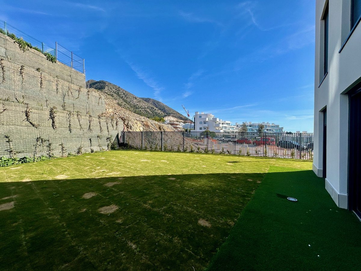 3 Bed 底层公寓 in Fuengirola 位于 Fuengirola, 公寓