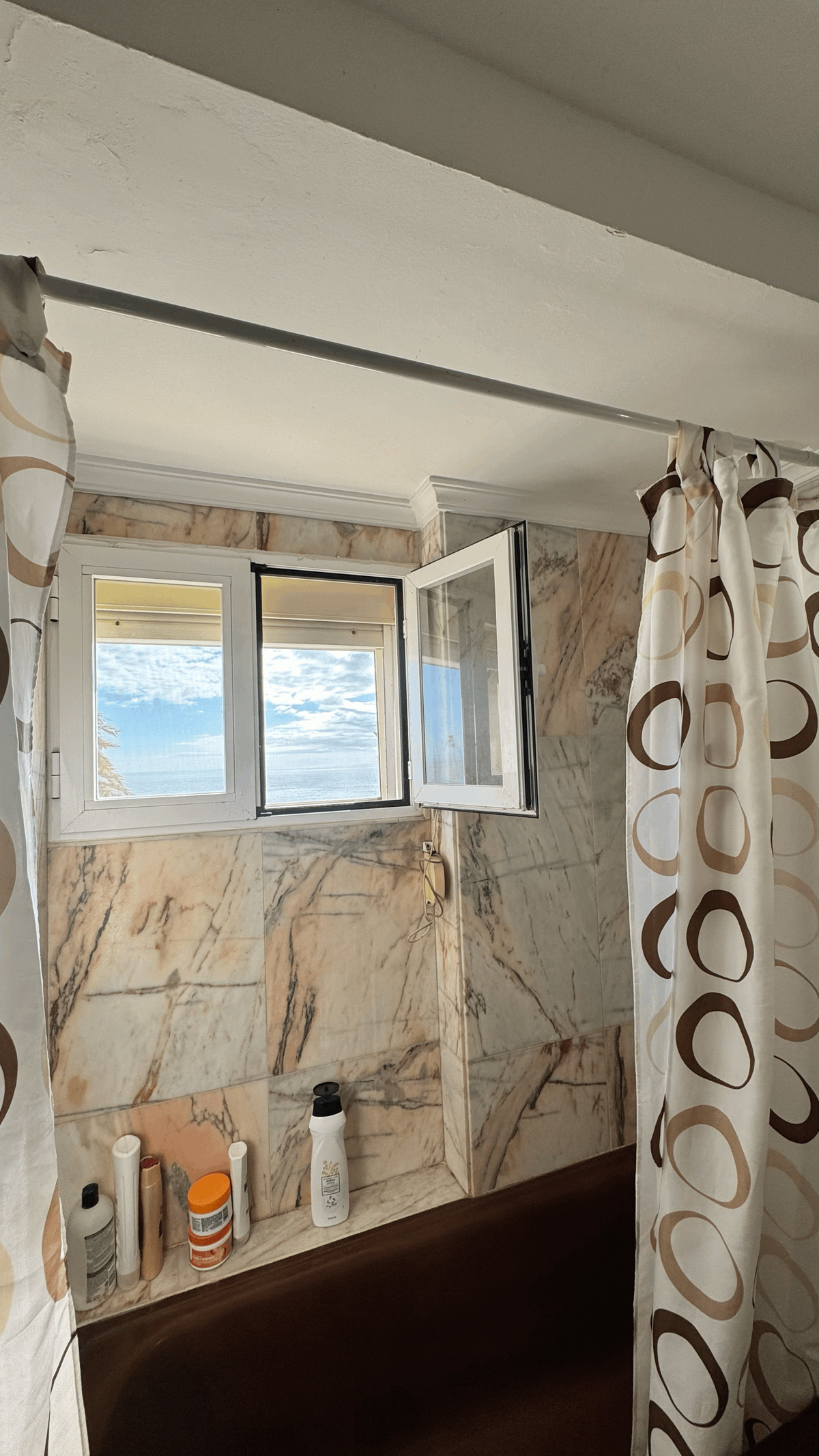 3 Bed Stan na srednjem katu in Fuengirola u Fuengirola, Apartman