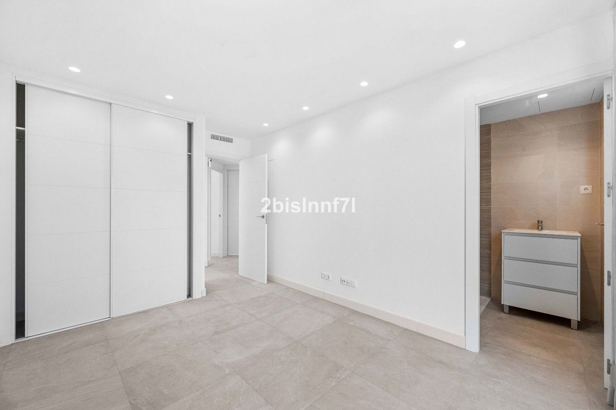 3 Bed Középső emeleti lakás in Fuengirola -ben Fuengirola, Lakás