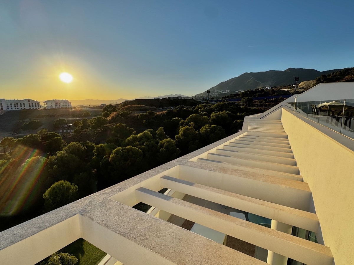 2 Bed بنتهاوس in Fuengirola في Fuengirola, بنتهاوس