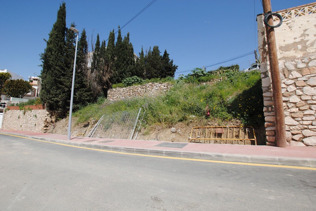 Residential Plot in Fuengirola v Fuengirola — Obytný pozemok