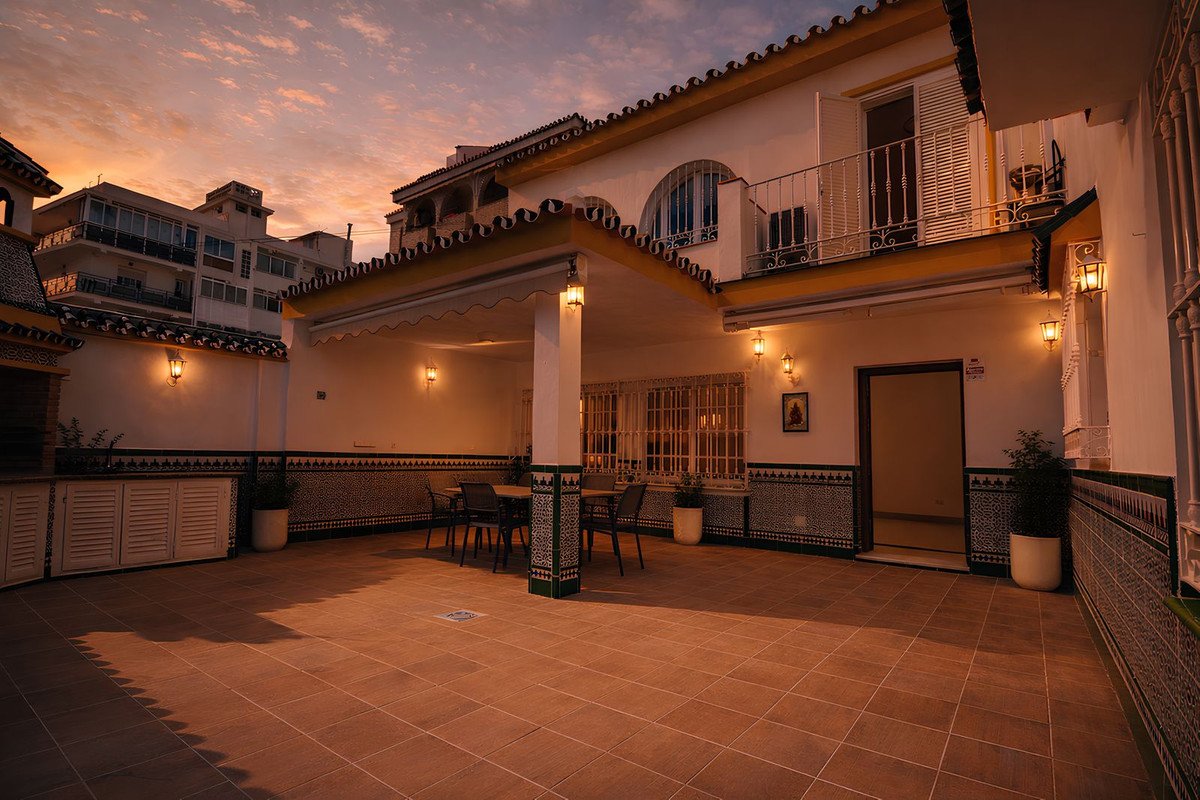 3 Bed Eraldiseisev villa in Fuengirola - Fuengirola, Eraldiseisev villa