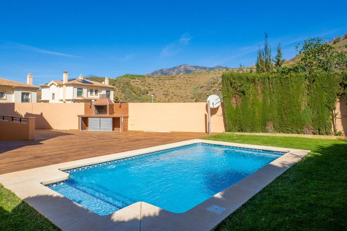 3 Bed Vrijstaande Villa in Fuengirola in Fuengirola, Vrijstaande Villa
