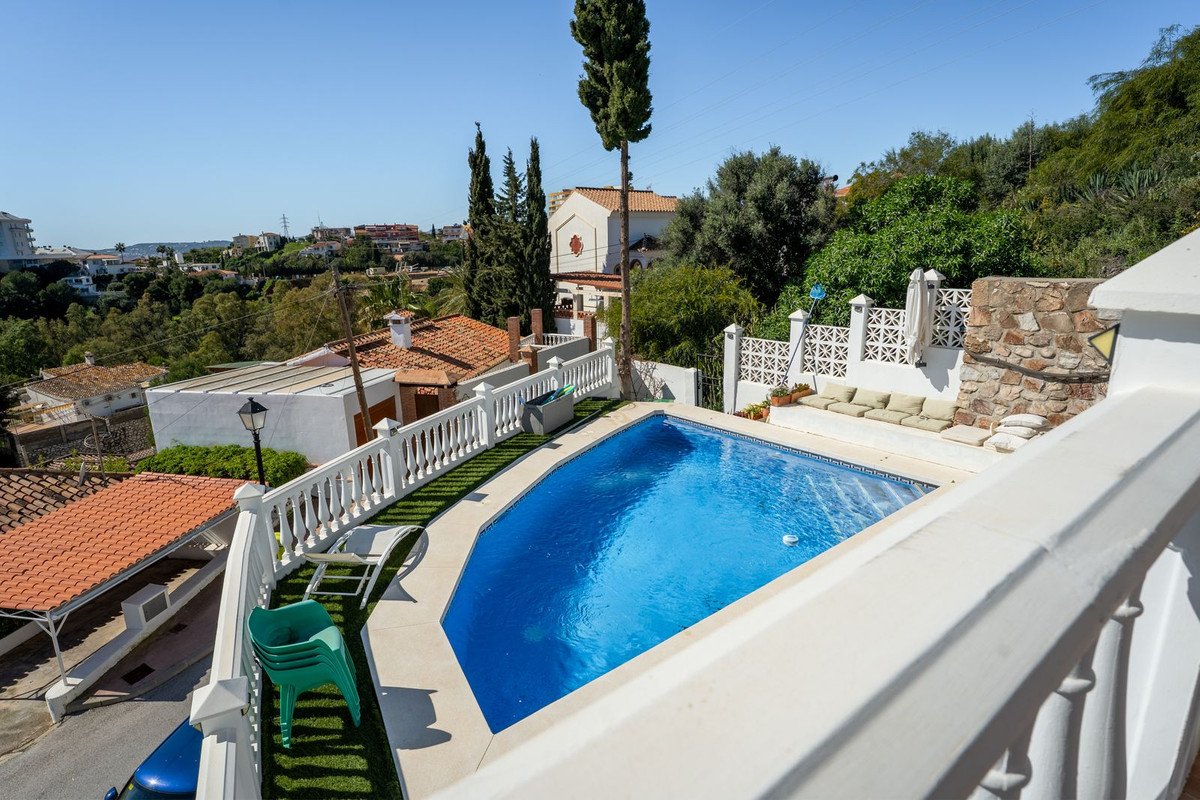 4 Bed Vrijstaande Villa in Fuengirola in Fuengirola, Vrijstaande Villa