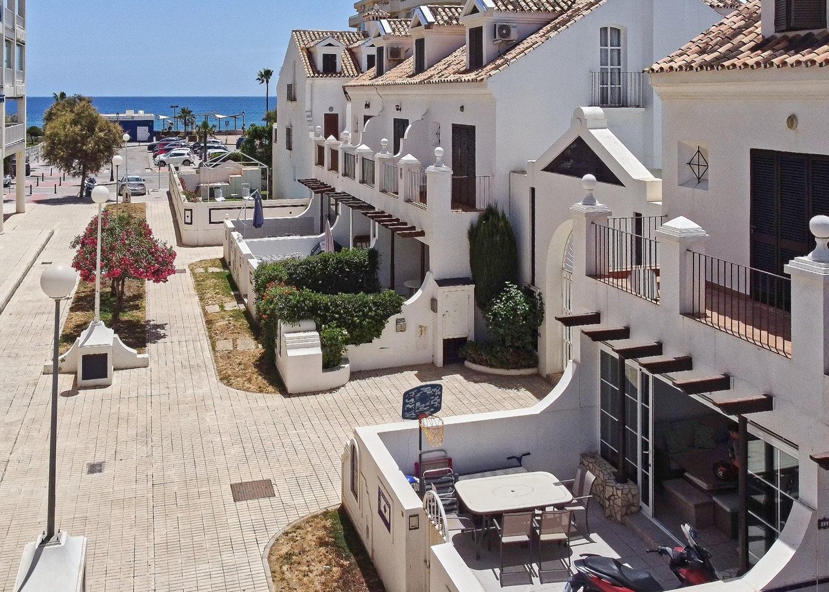 4 Bed Townhouse in Fuengirola in Fuengirola, Townhouse