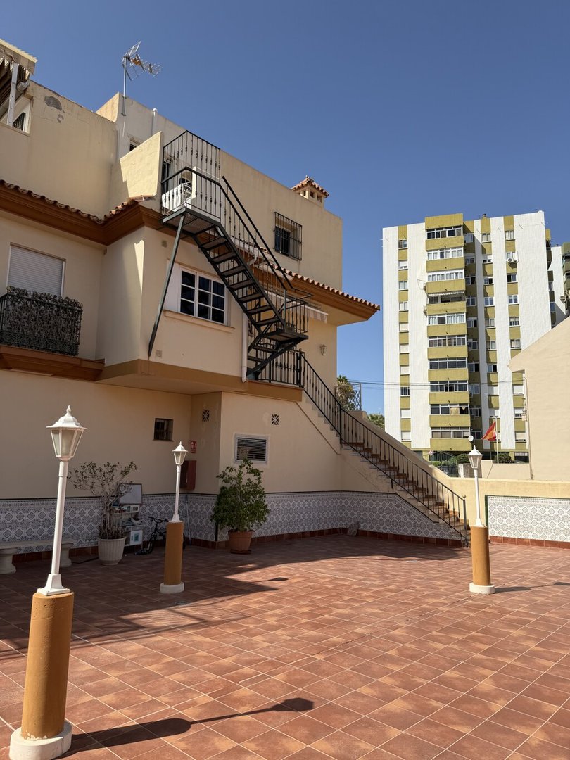3 Bed Middle Floor Apartment in Fuengirola in Fuengirola, Apartment