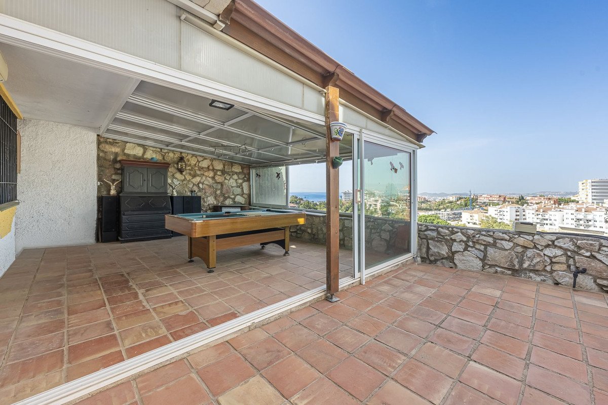 3 Bed Fritliggende villa in Fuengirola i Fuengirola, 
