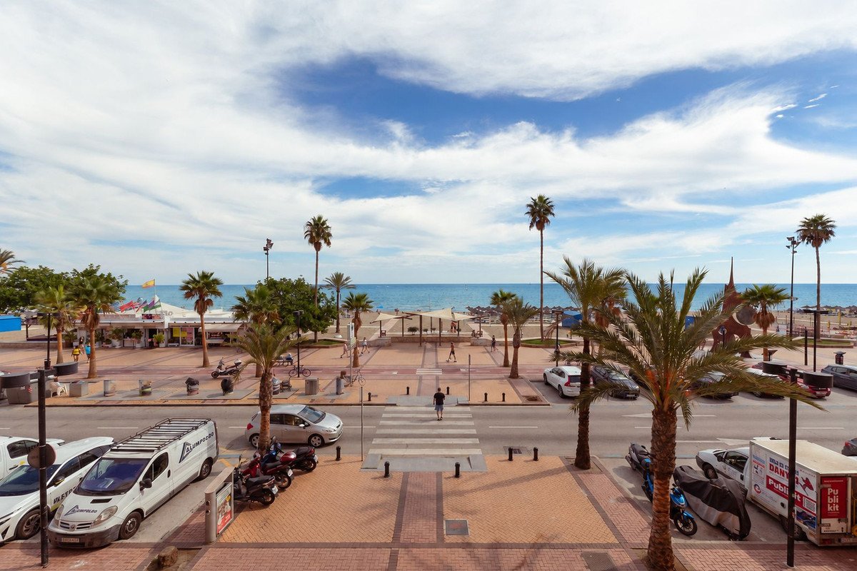 2 Bed Middle Floor Apartment in Los Boliches