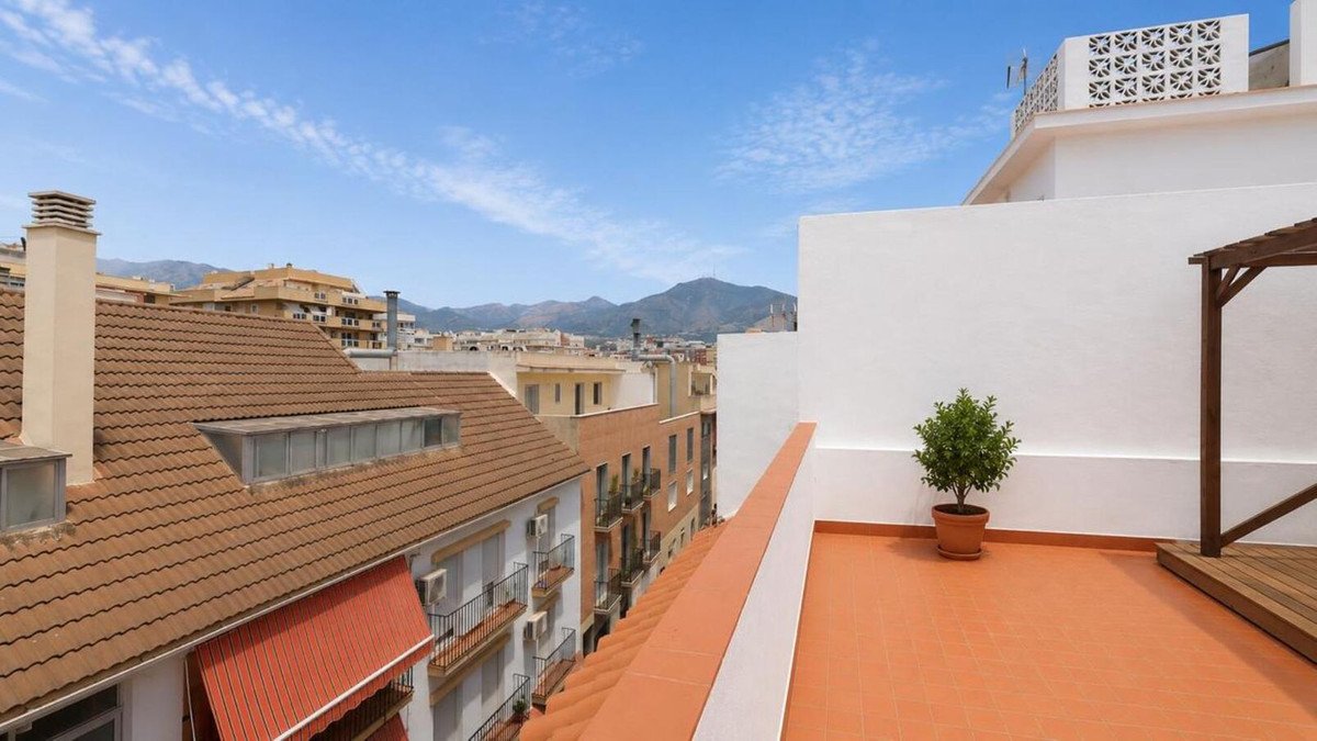 2 Bed Penthouse in Los Boliches in Los Boliches, Penthouse