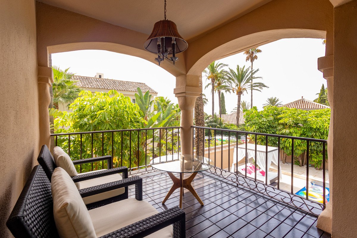4 Bed Detached Villa in Los Monteros in Los Monteros, Detached Villa